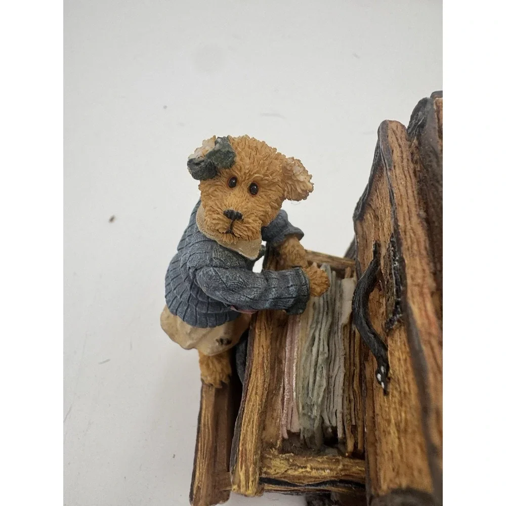Boyds Bears - Ms. Griz -‎ Pencils and Pens and Rulers Holder - Figurine - #4103